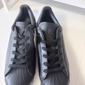 Adidas Womens superstar Classic Black Sneakers